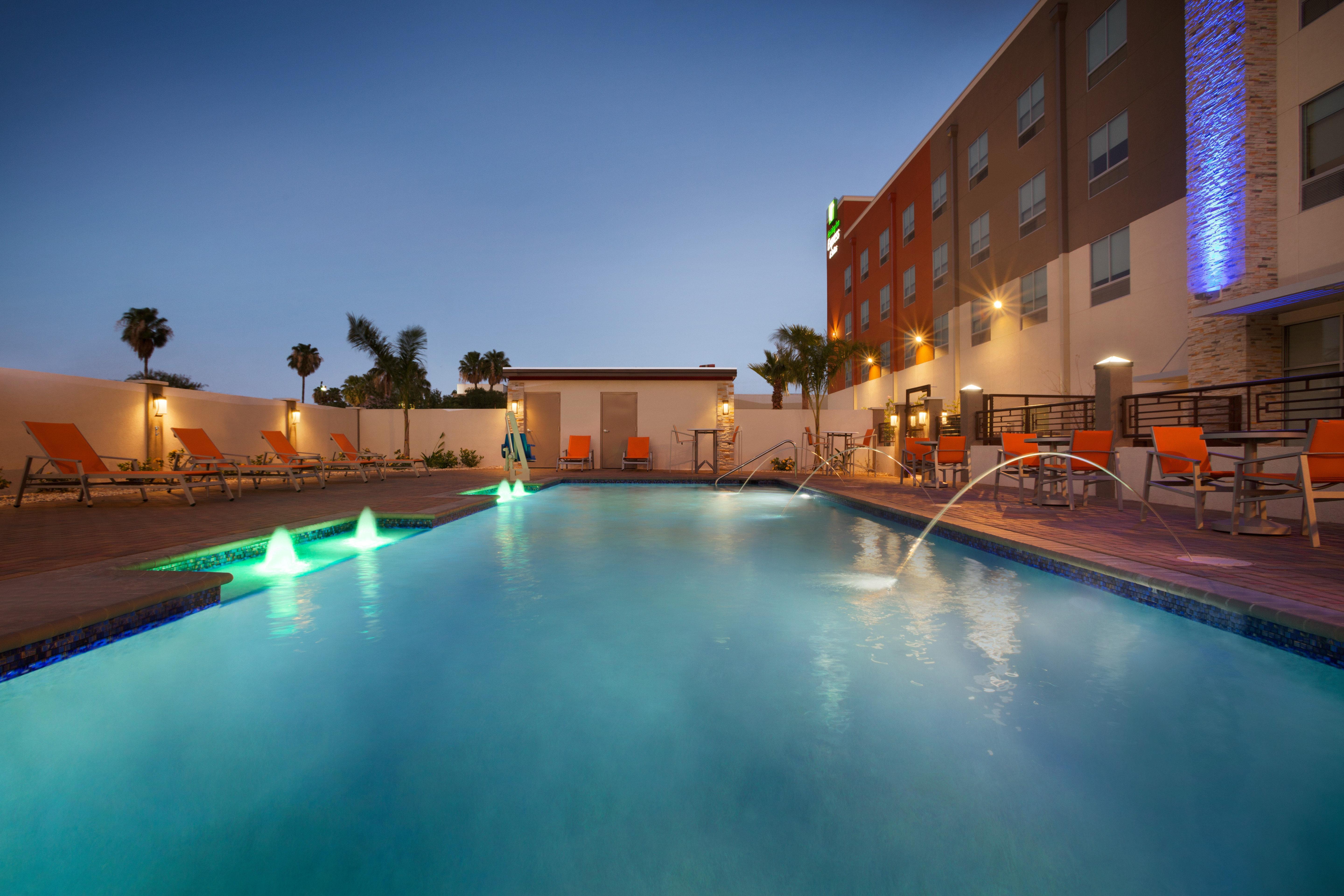 Holiday Inn Express & Suites - Mcallen - Medical Center Area By Ihg Extérieur photo